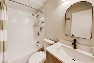 5400 S Hyde Park Blvd, Chicago, IL 60615 - Photo 27