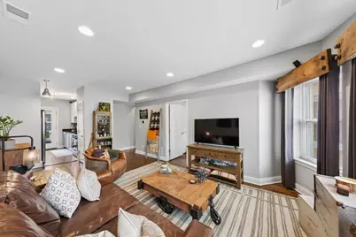 7409 N Hoyne Avenue #3, Chicago, IL 60645 - Photo 5