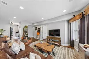 7409 N Hoyne Ave, Chicago, IL 60645 - Photo 5