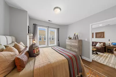 7409 N Hoyne Avenue #3, Chicago, IL 60645 - Photo 11