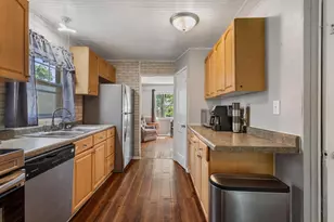 715 Foley Ave, Champaign, IL 61820 - Photo 9