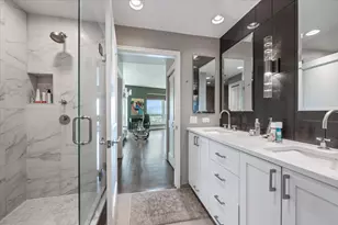 57 E Delaware Pl, Chicago, IL 60611 - Photo 17