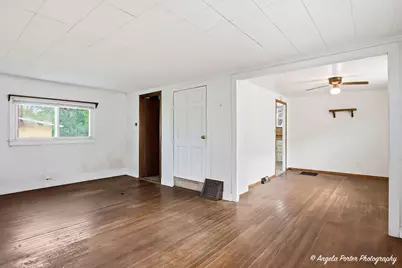42169 N Lake Avenue, Antioch, IL 60002 - Photo 7
