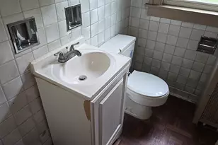 7627 S Bennett Ave, Chicago, IL 60649 - Photo 17