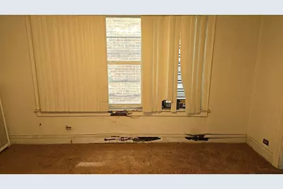 7627 S Bennett Avenue, Chicago, IL 60649 - Photo 7