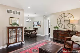 2323 Oxhill Ct, Schaumburg, IL 60194 - Photo 3
