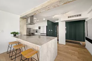 320 W Oakdale Ave, Chicago, IL 60657 - Photo 11