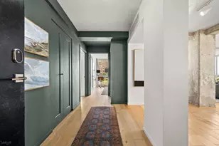 320 W Oakdale Ave, Chicago, IL 60657 - Photo 3