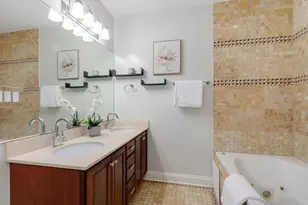 4650 N Karlov Ave, Chicago, IL 60630 - Photo 13