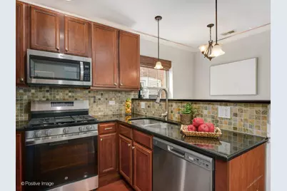 4650 N Karlov Avenue #2, Chicago, IL 60630 - Photo 9