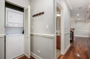 4650 N Karlov Ave, Chicago, IL 60630 - Photo 17