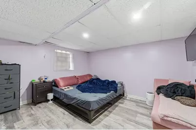 6710 N Artesian Avenue, Chicago, IL 60645 - Photo 33