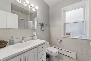 6710 N Artesian Ave, Chicago, IL 60645 - Photo 11