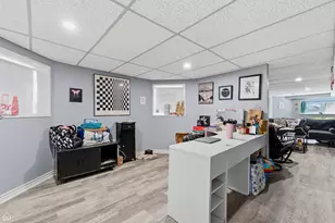 6710 N Artesian Ave, Chicago, IL 60645 - Photo 29