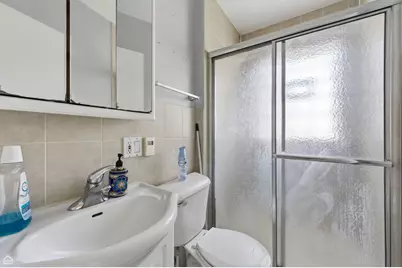 6710 N Artesian Avenue, Chicago, IL 60645 - Photo 13