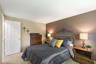 616 Grace Ln, Schaumburg, IL 60193 - Photo 17