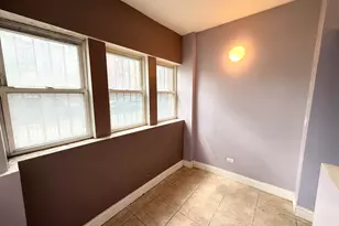 6035 S St Lawrence Ave, Chicago, IL 60637 - Photo 9