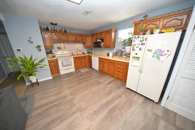 8 E Crownview, Mt Vernon, IL 62864 - Photo 13