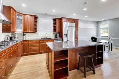 4757 N Linder Avenue, Chicago, IL 60630 - Photo 9