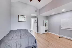 4757 N Linder Ave, Chicago, IL 60630 - Photo 29
