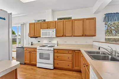3402 Stretch Run Road, Grayslake, IL 60030 - Photo 17