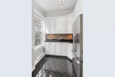 70 E Scott Street #306, Chicago, IL 60610 - Photo 9