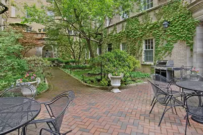 70 E Scott Street #306, Chicago, IL 60610 - Photo 17