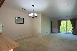 1578 Liberty Dr, Glendale Heights, IL 60139 - Photo 9