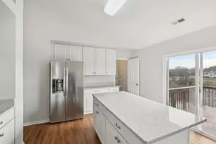 2333 Summerlin Dr, Aurora, IL 60503 - Photo 11