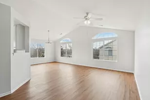 2333 Summerlin Dr, Aurora, IL 60503 - Photo 3
