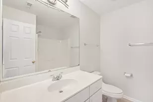 2333 Summerlin Dr, Aurora, IL 60503 - Photo 17