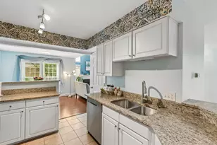 9038 Delphia Ave, Des Plaines, IL 60016 - Photo 11
