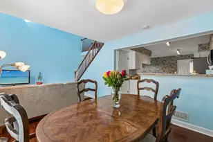 9038 Delphia Ave, Des Plaines, IL 60016 - Photo 9