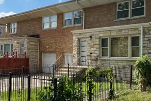 2646 E 77th St, Chicago, IL 60649 - Photo 7
