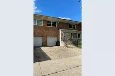 2646 E 77th Street, Chicago, IL 60649 - Photo 3