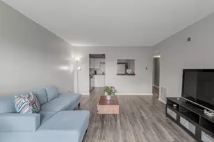 14524 Walden Ct, Oak Forest, IL 60452 - Photo 5
