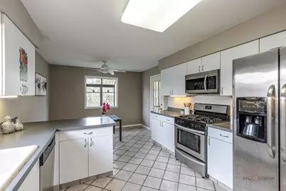 930 Ivy Lane #D, Deerfield, IL 60015 - Photo 9
