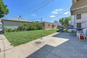 5942 W Addison St, Chicago, IL 60634 - Photo 23