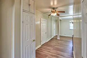 1506 W Victoria St, Chicago, IL 60660 - Photo 13