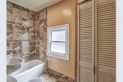 1506 W Victoria Street, Chicago, IL 60660 - Photo 23