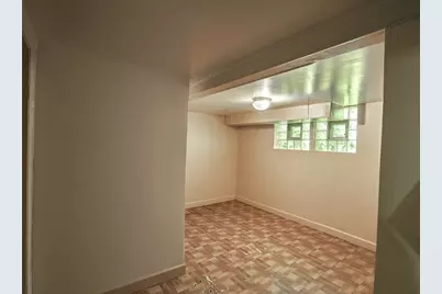 1506 W Victoria Street, Chicago, IL 60660 - Photo 29