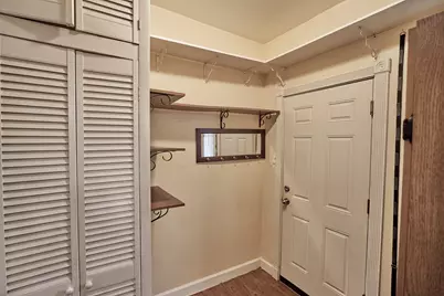 1506 W Victoria Street, Chicago, IL 60660 - Photo 15
