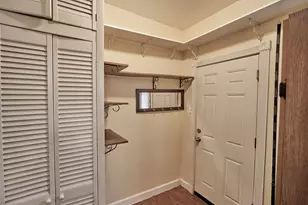 1506 W Victoria St, Chicago, IL 60660 - Photo 15
