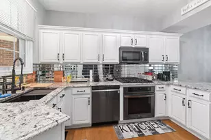 13337 Ash Ct, Palos Heights, IL 60463 - Photo 5