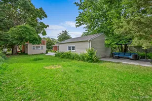 143 N Center St, Bensenville, IL 60106 - Photo 21