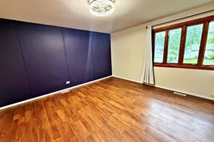 800 W Beechtree Ln, Bartlett, IL 60103 - Photo 15