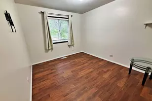 800 W Beechtree Ln, Bartlett, IL 60103 - Photo 19