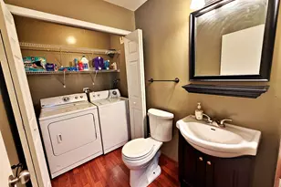 800 W Beechtree Ln, Bartlett, IL 60103 - Photo 13