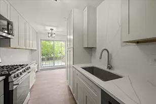 29 Hunt Club Dr, Saint Charles, IL 60174 - Photo 7