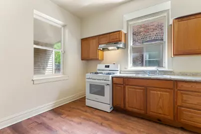 5725 S Wolcott Avenue, Chicago, IL 60636 - Photo 9